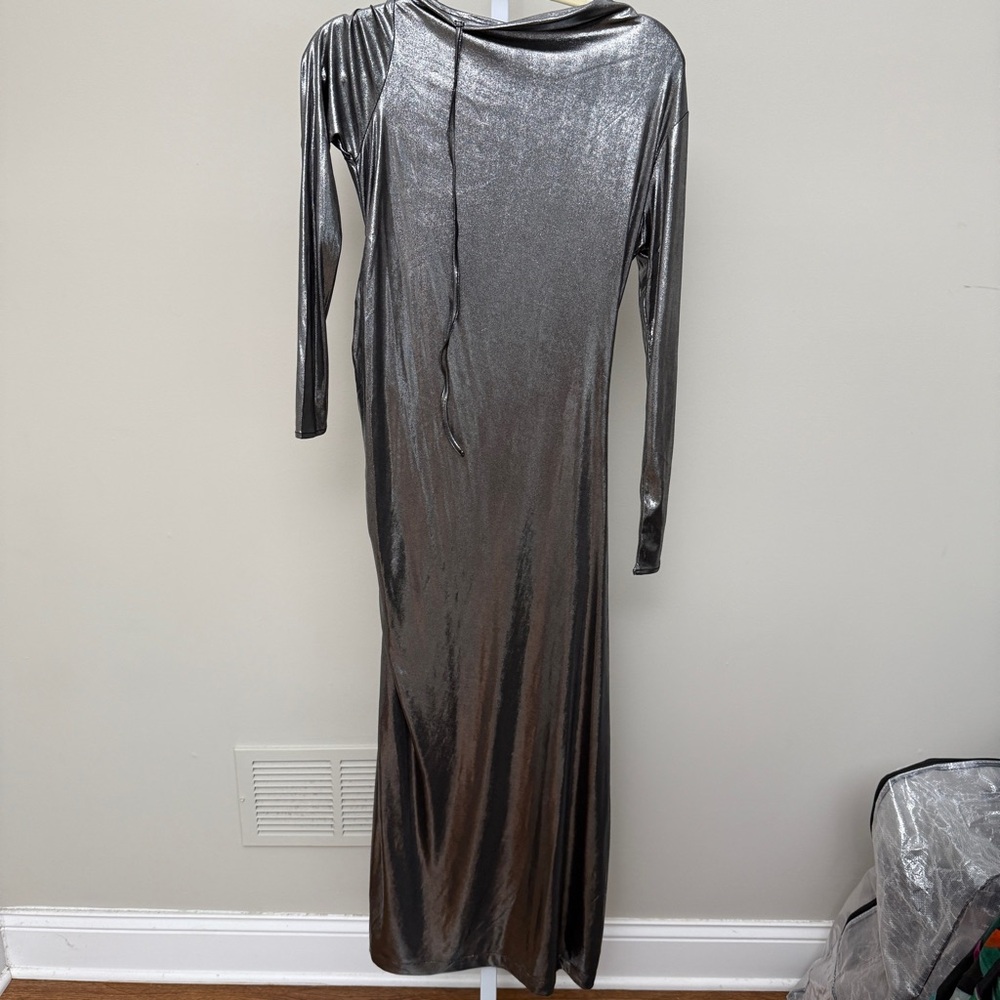 BIMBA Y LOLA 
LONG METALLIC SILVER DRESS SIZE XS - Picture 3 of 6